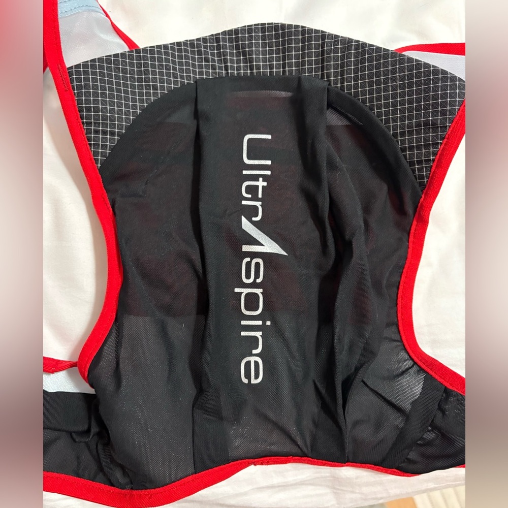 UltraAspire hydration vest